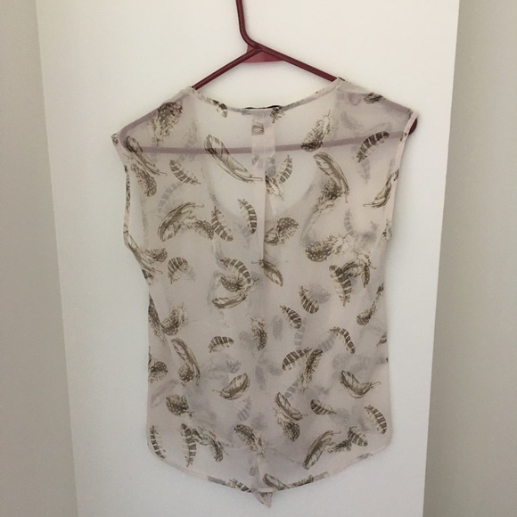 Sleeveless feather patterned blouse - Picture 2 of 4